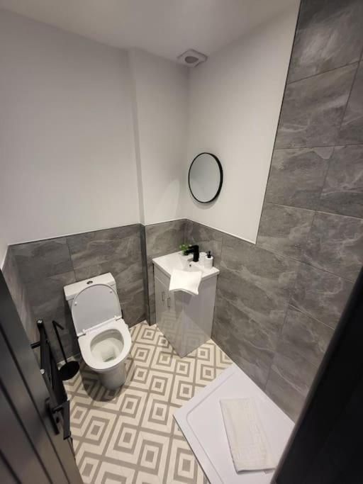 Beautiful Flat On Breck Road Apartment Liverpool Ngoại thất bức ảnh