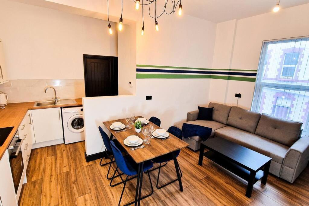 Beautiful Flat On Breck Road Apartment Liverpool Ngoại thất bức ảnh